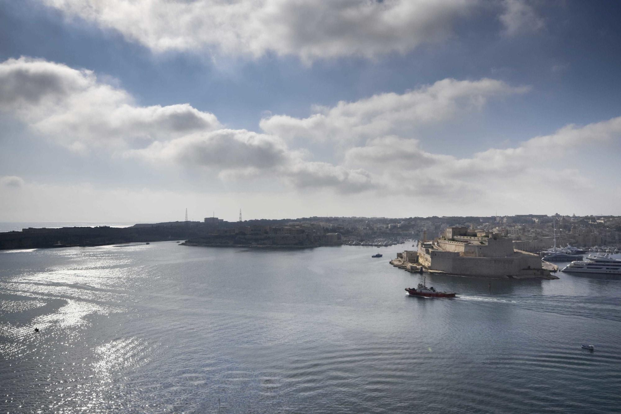 The British Suites Valletta Exterior photo