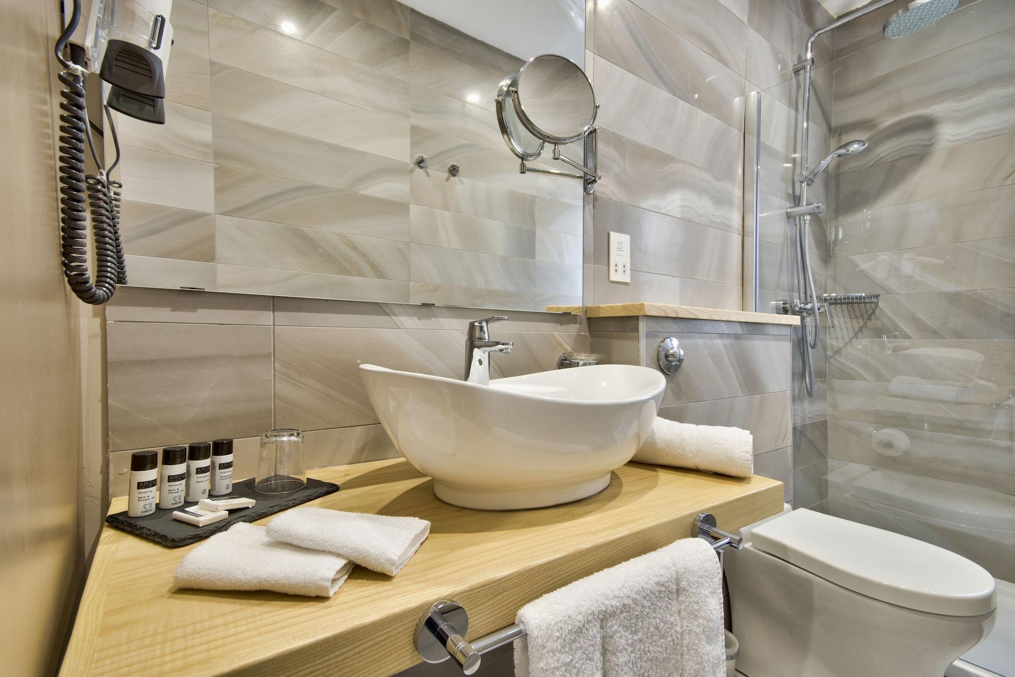 The British Suites Valletta Exterior photo