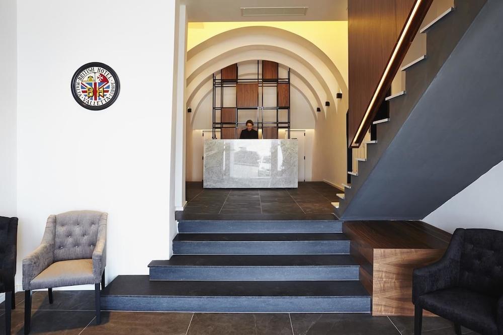 The British Suites Valletta Exterior photo